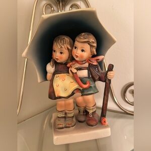 Hummel Figurine #71: Stormy Weather